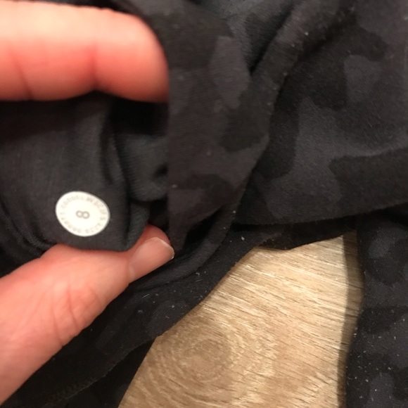 Size 8 Align joggers. Lululemon, full length - Picture 7 of 7